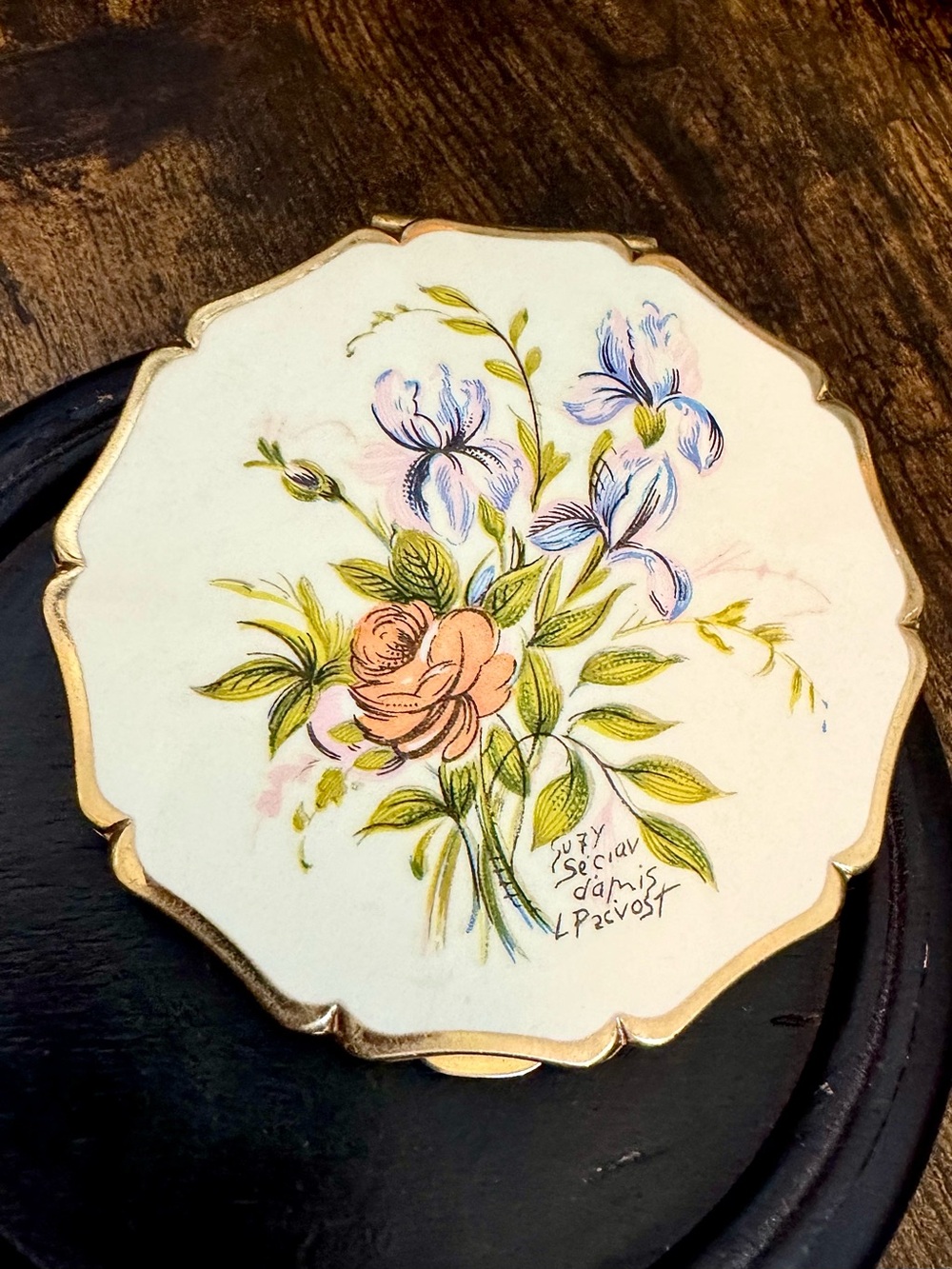 Vintage Hand-Painted Stratton Mirror Compact